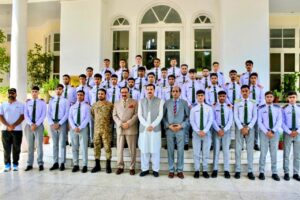 ۔پاکستان سکائوٹ کیڈٹ کالج بٹراسی کے کیڈٹس کا بریگیڈئیر عبد الحفیظ کی قیادت میں گورنر ہائوس کے دورہ