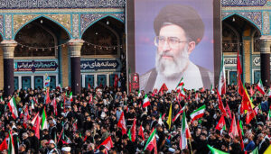 ایرانی شہر قم میں شہید آیت اللہ خامنہ ای کی نمازِ جنازہ ادا کردی گئی، ہزاروں افراد کی شرکت